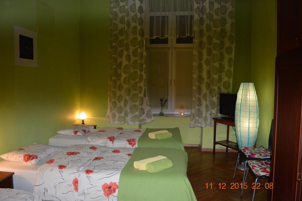 Honey Hostel Cracovie Chambre photo