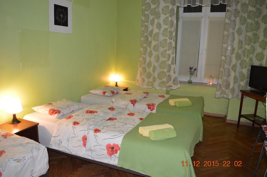 Honey Hostel Cracovie Chambre photo