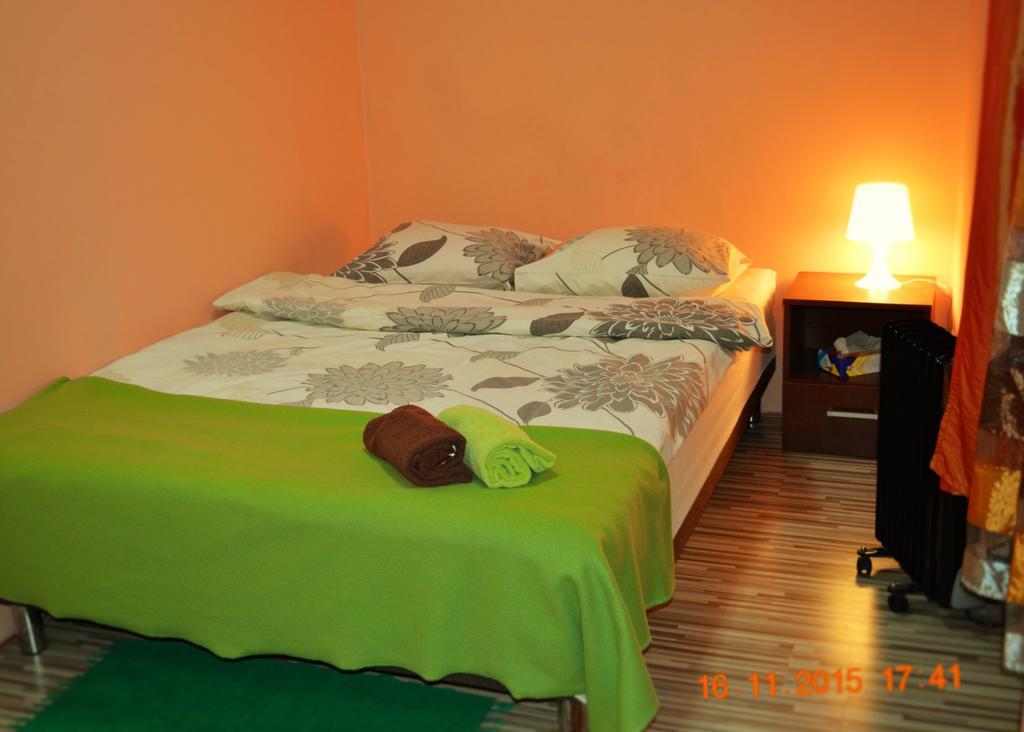 Honey Hostel Cracovie Chambre photo