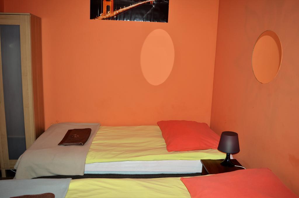 Honey Hostel Cracovie Extérieur photo