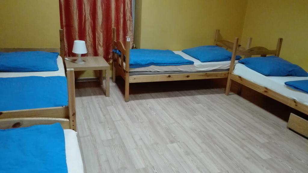 Honey Hostel Cracovie Extérieur photo